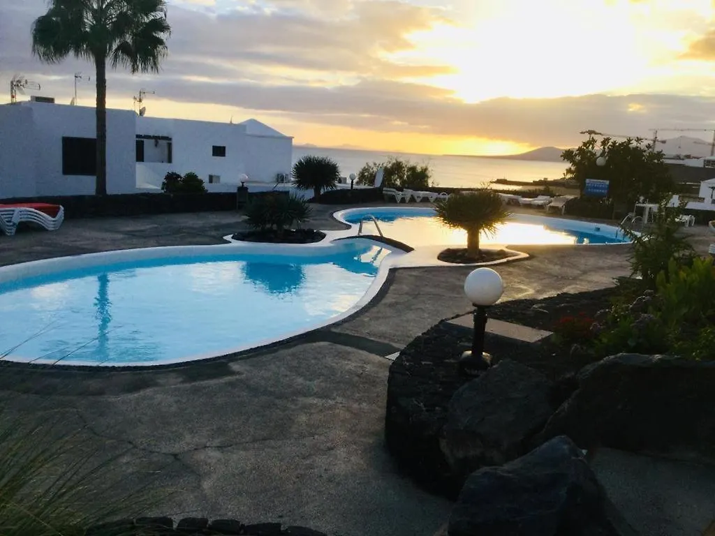 Stunning 2 Bedroom Seafront Apartment Puerto del Carmen  Puerto del Carmen (Lanzarote)