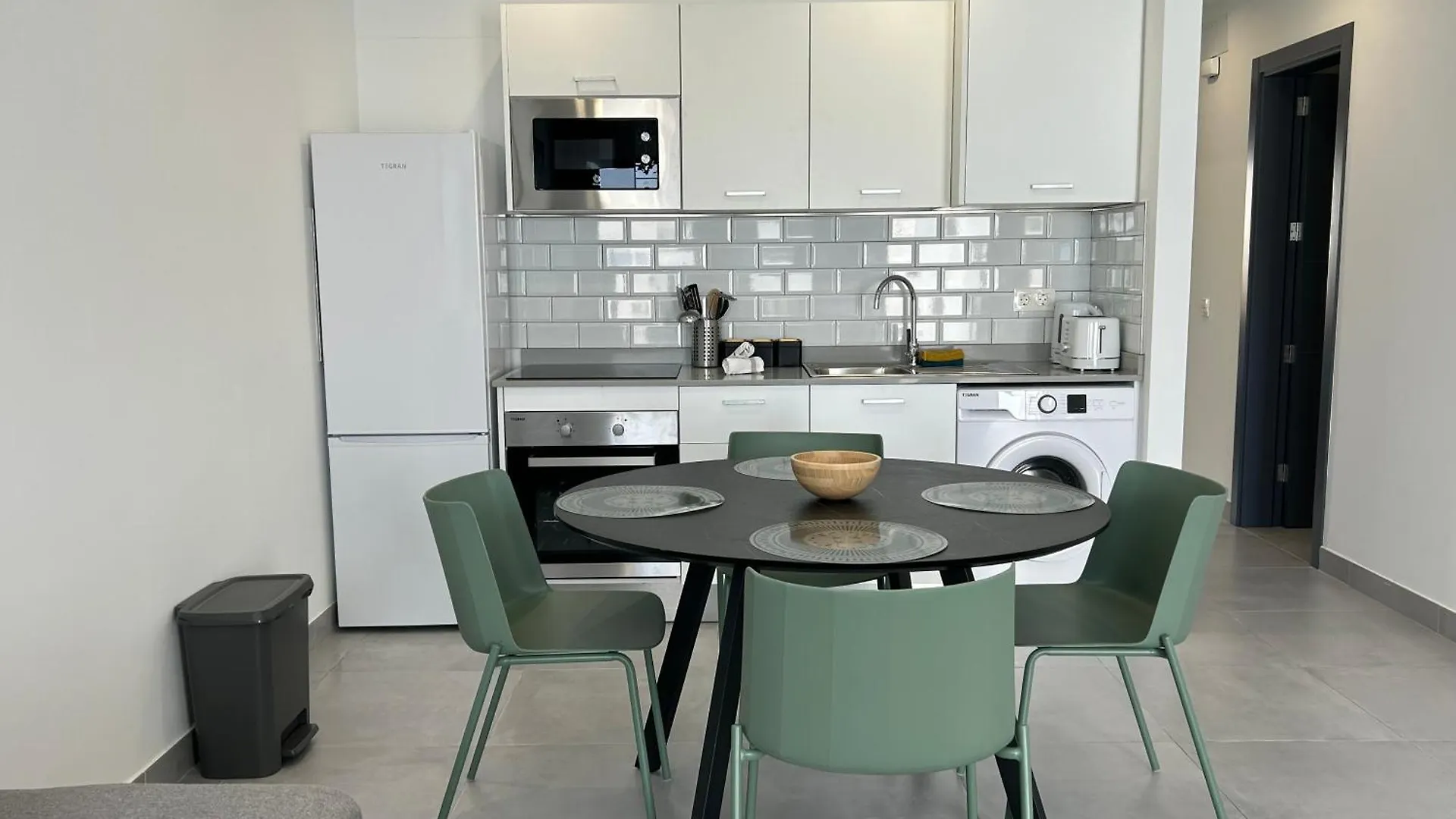 Stunning 2 Bedroom Seafront Apartment Puerto del Carmen  0*, Puerto del Carmen (Lanzarote) Spain