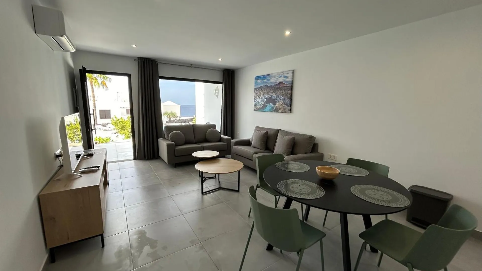 Stunning 2 Bedroom Seafront Apartment Puerto del Carmen